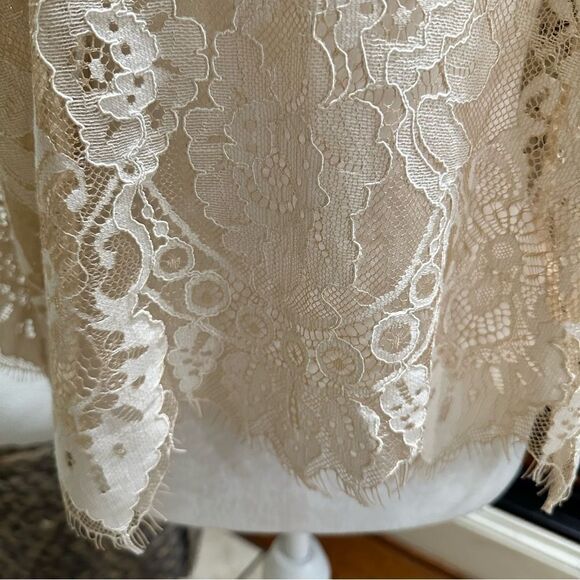 Obsessive Love Cream Lace Blouse Size S - Picture 2 of 8